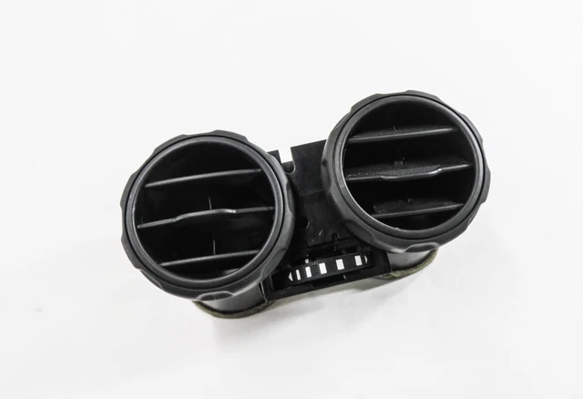 2011 Range Rover Sport (L320) Rear Center Console Heater A/C Air Vent