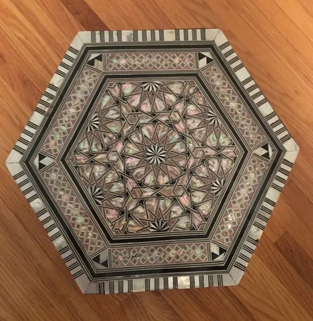 Egyptian Inlaid large box, Mother of Pearl, Wooden Handmade