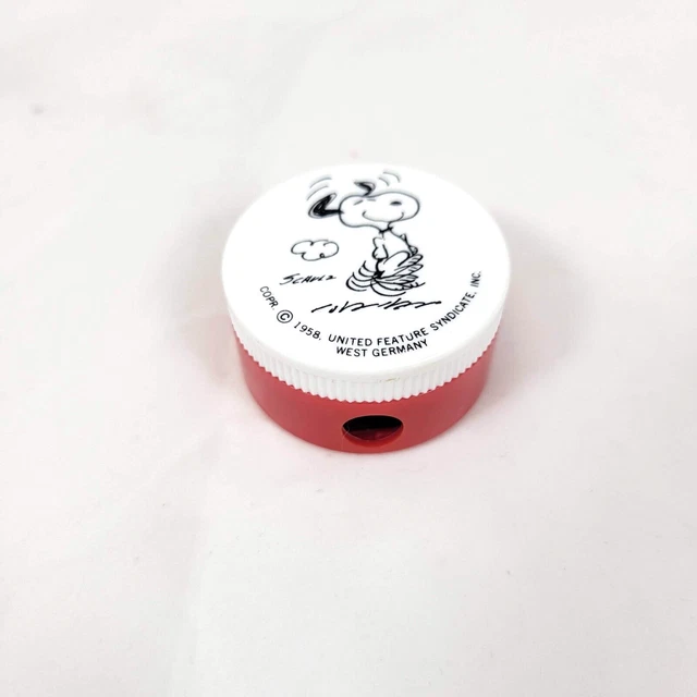VINTAGE SNOOPY PENCIL Sharpener Peanuts Snoopy Dance 1958 West Germany
