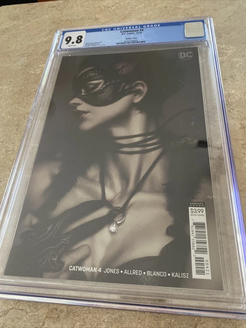 Catwoman #4 - CGC 9.8 Grade - Artgerm Variant Cover - 2018 D.C. Comics Variant