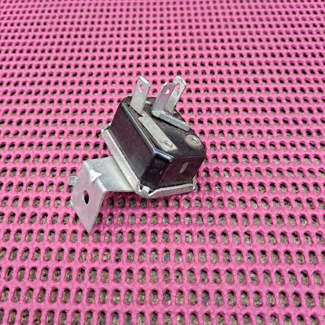 1977 1978 Chevy GMC Truck Blazer Jimmy NOS GM Door Tailgate Power Window RELAY