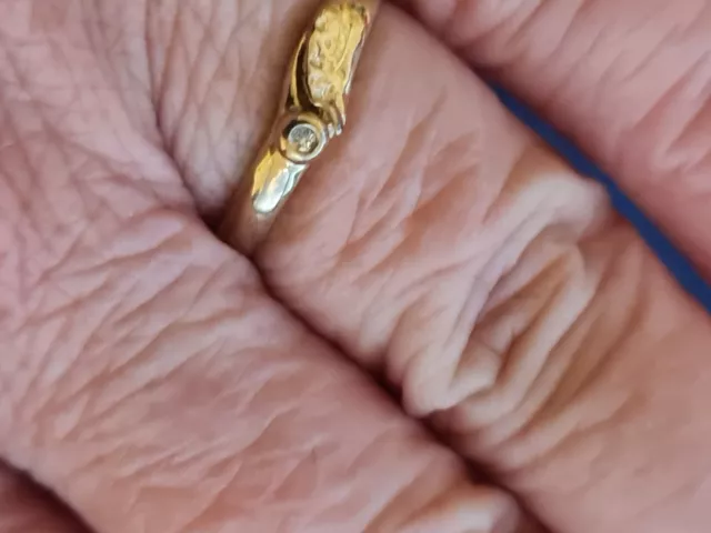 Ring Gelbgold 333 Mit Kleinem Diamant Brillant Zierlich Gearbeitet