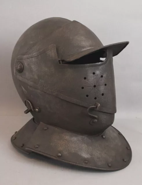 Antique Hand Forged Armor Iron 16thC Soldiers Helmet, Grand Tour-