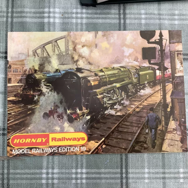 Hornby Railways Model Railways OO Gauge Catalogue 1973 Edition 19