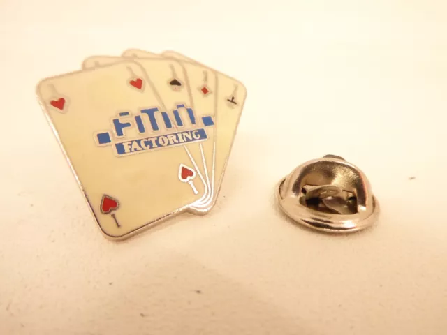 Pin's Pins Pin Badge -FITIM FACTORY - POKER - CARTES -  JEUX / GAME