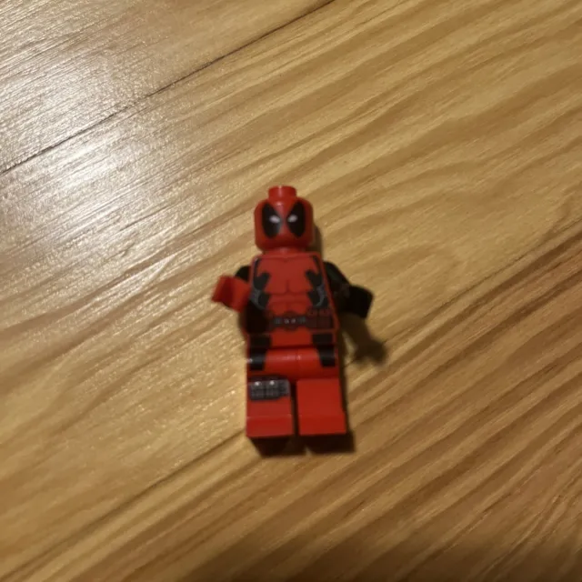 LEGO sh032 Deadpool Minifigure - 6866 MARVEL Wolverines Chopper Showdown