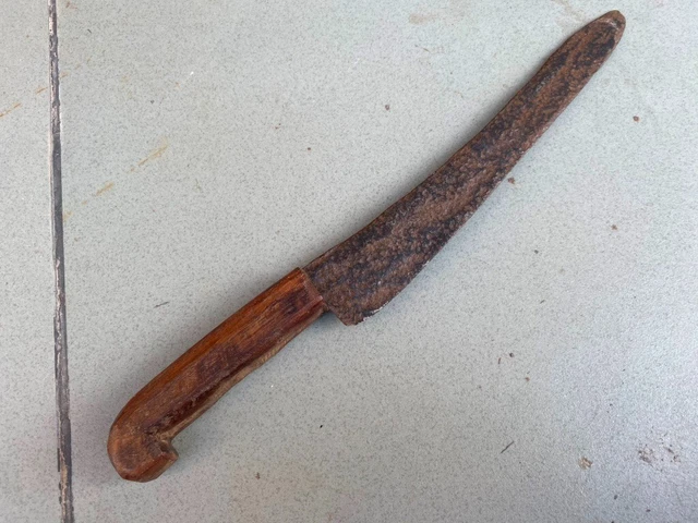 Old Handcrafted Wooden Carved Hilt & Iron Blade Indian Antique Machetes Knife