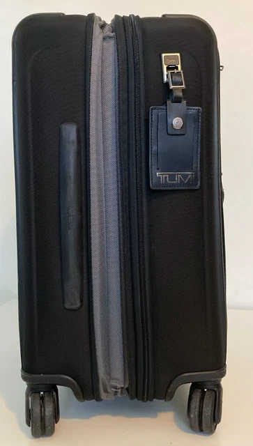Tumi International Expandable 4-Wheeled Carry-On – Alpha 3 – Castle Gray 124793 5