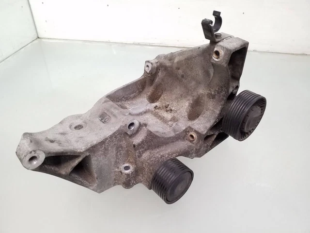 BMW 5 F10 F11 2011 Diesel Support de générateuralternateur 7802639 ARA253135