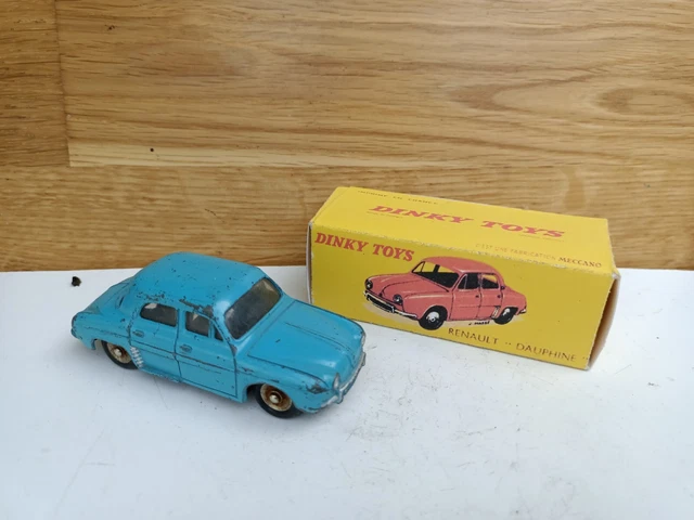 Voiture Miniature Dinky Toys - Renault Dauphine Verte - Échelle 1:43 Avec Boîte Repro - Occasion