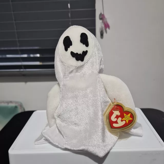 Halloween TY Beanie Baby 'Sheets the Ghost' plush soft toy