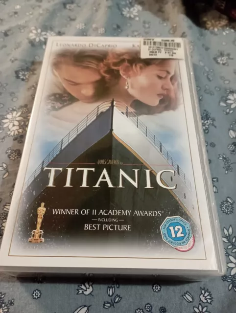 titanic-movie-vhs-tape-leonardo-dicaprio-kate-winslet-eur-7-99