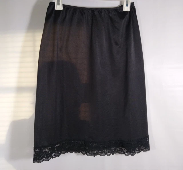 VINTAGE LORRAINE HALF Slip Black Medium Antron Nylon Wide Lace 23" M