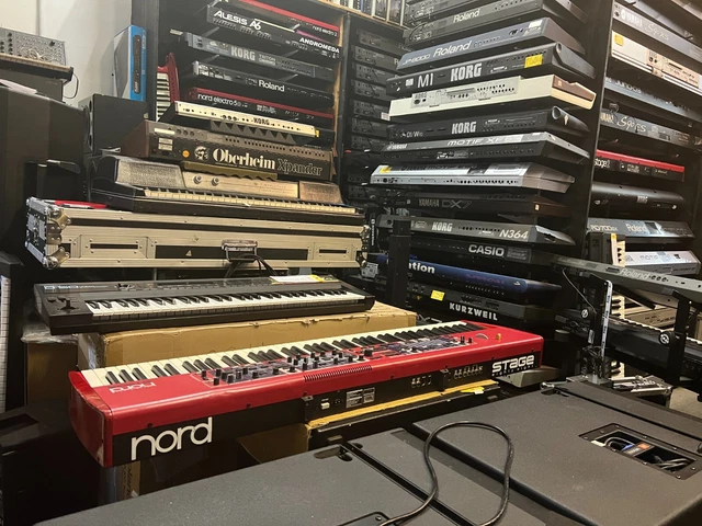 Nord Stage 1 88 key Hammer-Action keyboard Piano/Synth/Organ REV B ARMENS Nord Stage 1 88 key Hammer-Action keyboard Piano/Synth/Organ REV B ARMENS
