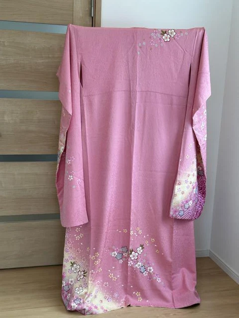 Furisode Kimono Japan Floral Pattern Long-Sleeved Kimono Pure Silk Pink