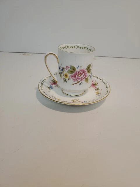 Tasse  et soucoupe porcelaine fine Anglaise PARAGON tay'san