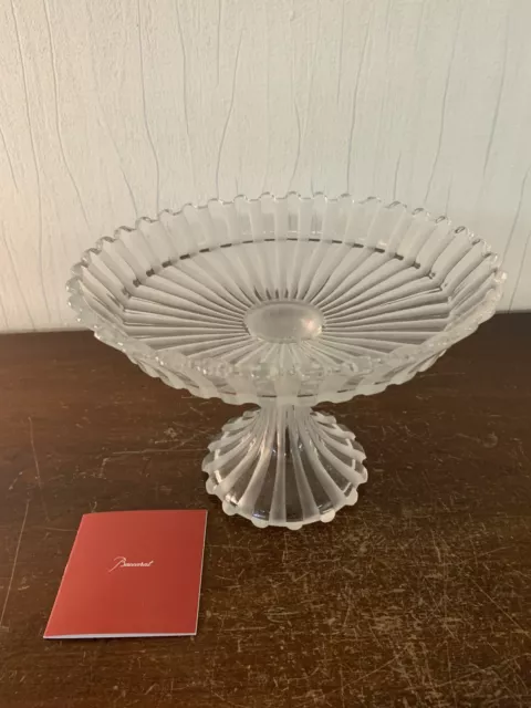 Coupe sur pied présentoir à gâteau en cristal de Baccarat