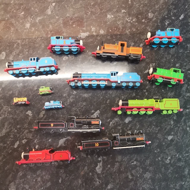 LARGE BUNDLE OF Vintage Thomas The Tank Engine & Friends Trains ERTL £ ...
