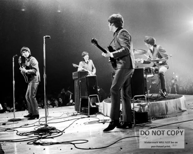The Beatles At The Washington Coliseum On February 11, 1964 - 8X10 Photo (Ww043)