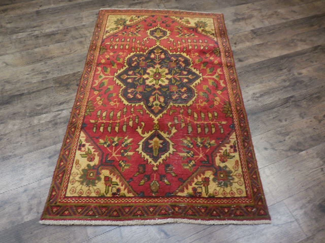VINTAGE TURKISH HAND MADE GEOMETRIC ANATOLIAN VILLAGE MADE RUG 3x5.2 Ft