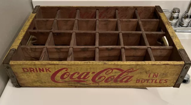 Vintage Coca Cola Wooden Crate Yellow - 1968 Chattanooga - 24 Bottle Coke Case