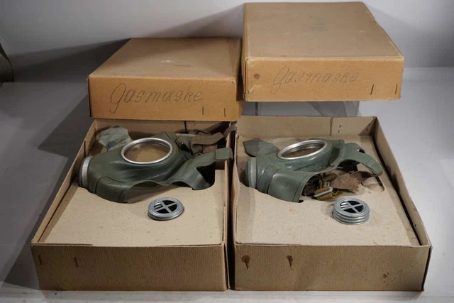 2x alte Volksgasmaske Luftschutz VM 40 im original Karton - WWII