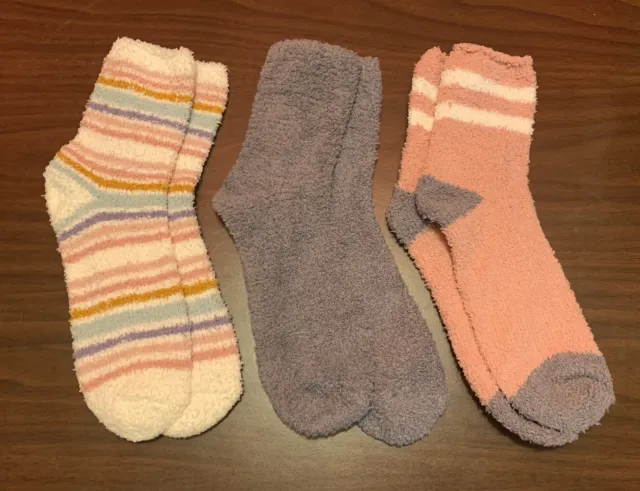 Lot of 3 vintage ankles: Acrylic, socks size 8.5 to 11 woman
