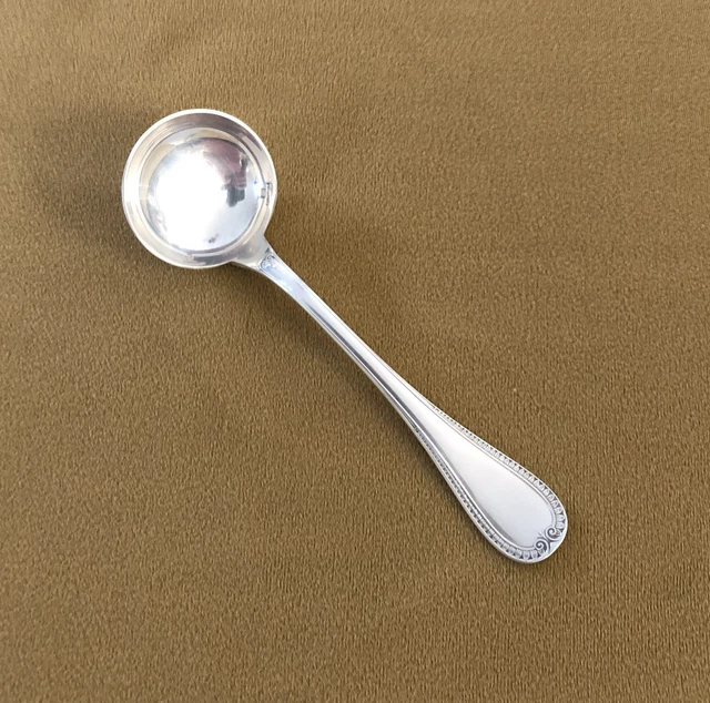 PINCE À SUCRE EN MÉTAL ARGENTÉ CHRISTOFLE Modèle MALMAISON