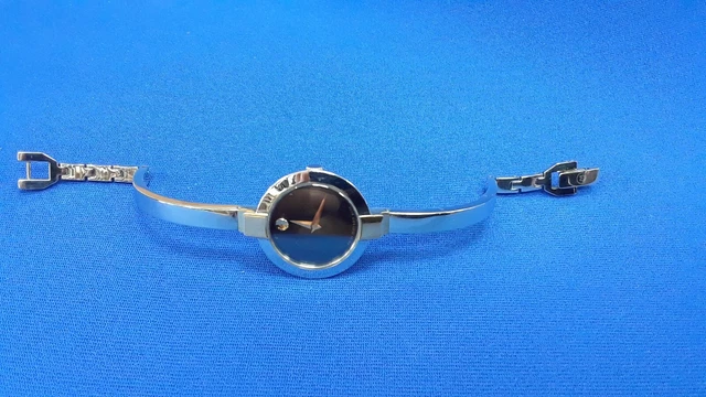 Swiss Made Movado Ladies Watch Two Tone 81 A1 1830 Sapphire Crystal