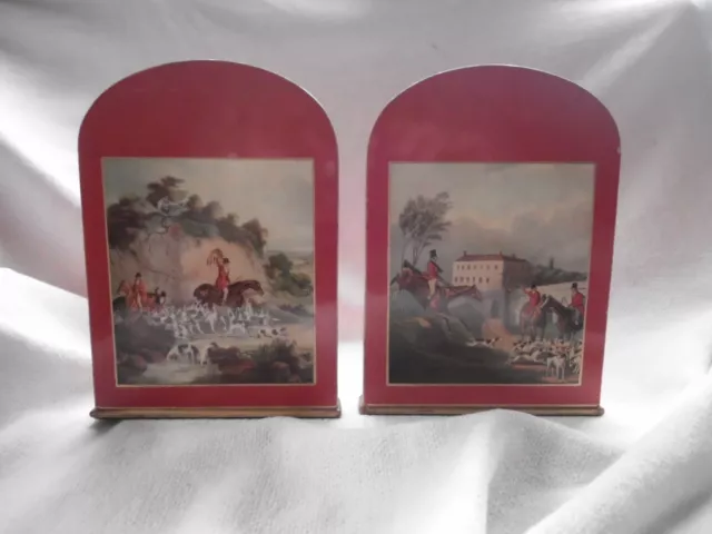 Vintage Bookends Pair Fox Hunting Scenes Horse Hounds Red & Gold Classic Design