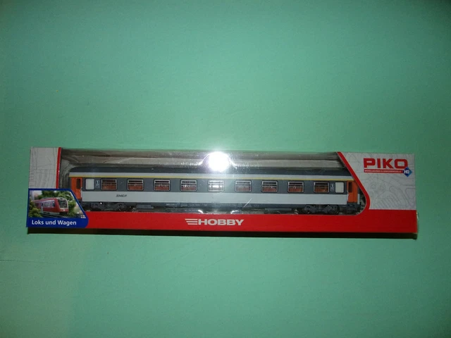 Voiture corail vtu 2ème classe Rhone-Alpes SNCF logo Carmillon PIKO PIK