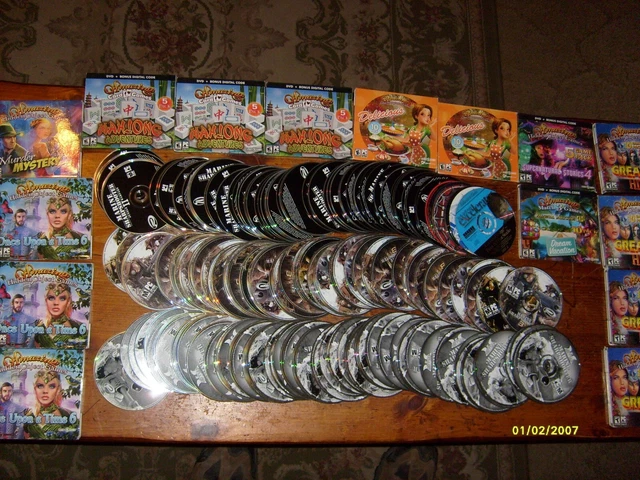 Lot Of Over 225 Computer/Pc Video Games...as Is Lot # 21