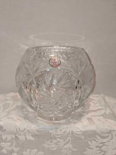 VINTAGE OVAL SHAPED Hand Made Poland Lead Crystal Bowl Over 24 Lead 
