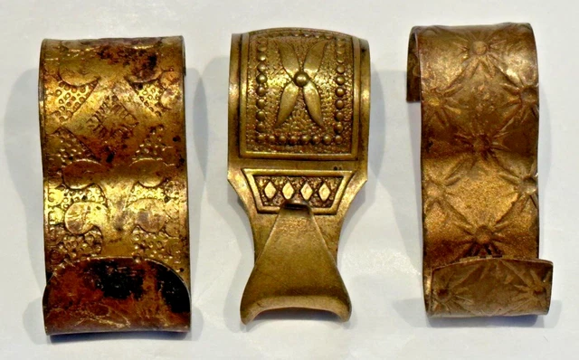 3 Antique Victorian Ornate Brass Picture Rail Hooks Moulding Rail Hooks Hangers