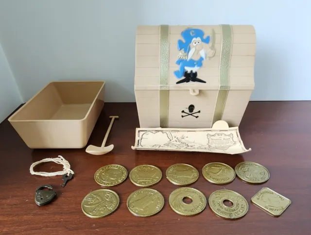 Cap'n Crunch Treasure Chest & Accessories - bowl,shovel,map,10 coins, lock, key