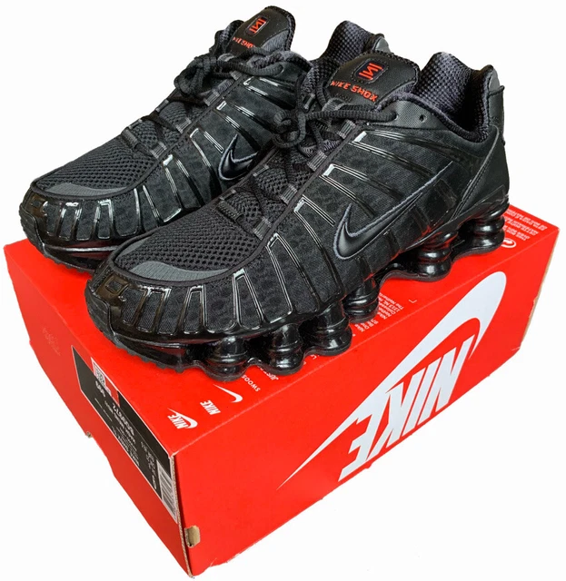 Nike shox 2025 nere uomo