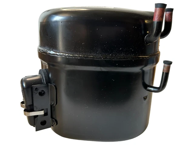 Tecumseh, AK145ET-009-A4, AKA8494EXD, 3/4 HP, 208-230V, 1 PH, 9,350 BTU, R22, He