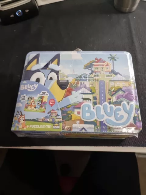 https://www.picclickimg.com/SUoAAOSwfjZlY8qK/BLUEY-PUZZLE-IN-TIN-LUNCHBOX-48pc-Brand-New.webp