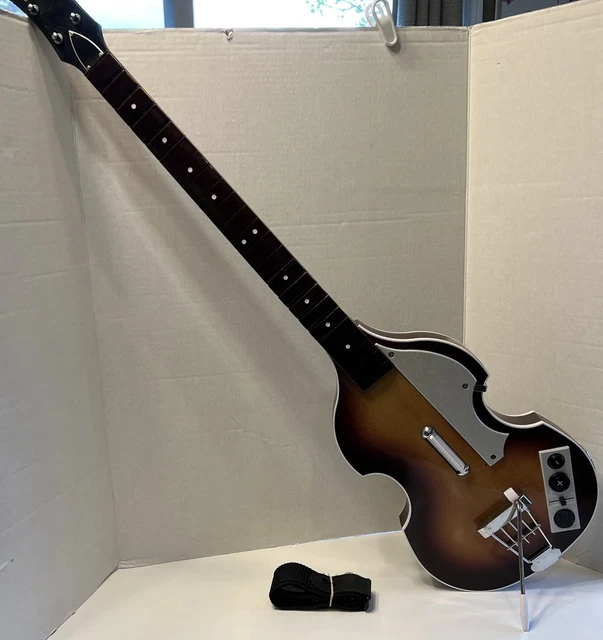 WII ROCK BAND Beatles Hofner Bass Wireless Guitar XBGTS3 Untested