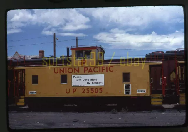 UP Union Pacific CA-8 Caboose #25505 - Duplicate 35mm Railroad Slide