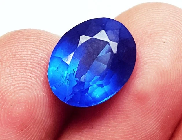 Naturel Topaze Bleu Londres Forme Ovale 5.65 CT Ggl Certifié Desseré Gemme