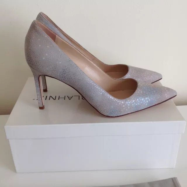 NEW Manolo Blahnik Lavender/White suede Pump Shoes Heels size 39,5 2