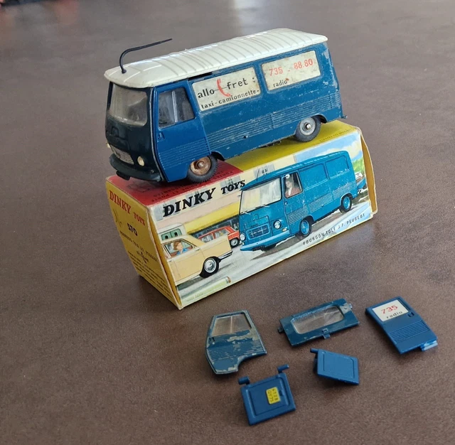 Dinky Toys Rare Vrai Peugeot Fourgon Tole J7 N°570