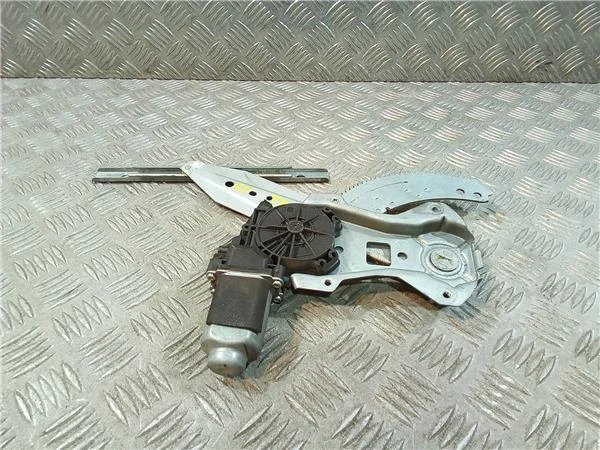 ALZACRISTALLO POSTERIORE DESTRO Nissan Note (E11E)(01.2006->) 1.5 Visia [1,5 Ltr