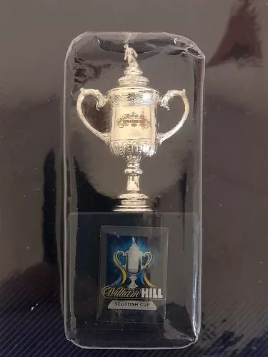 Scottish Cup trophy mini replica 7,5 cm (official product of Scottish FA) NEW