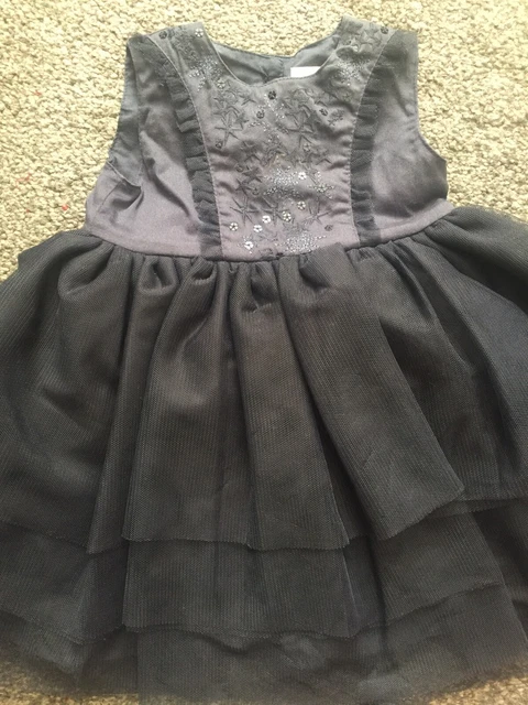 Mamas And Papas Baby Girls Party Dress 3-6 Months  RRP £28.   Xmas Party
