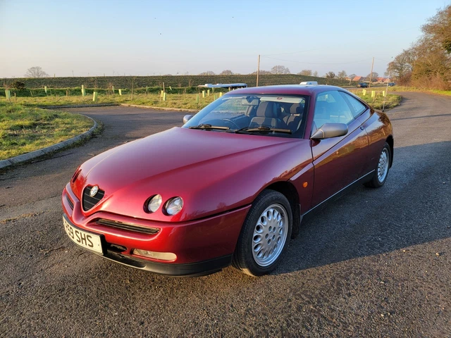 1996 Alfa Romeo GTV Phase 1 2.0 Twinspark ex Fifth Gear Featured