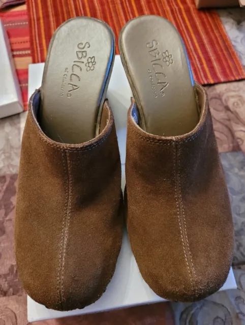 SBicca Womens 7.5 Brown Clogs Mules Shoes Suede Leather Wedge Heel EUC
