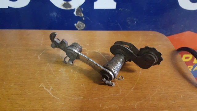 Ancien Dérailleur Huret En Bronze – Vélo Vintage, Randonneuse