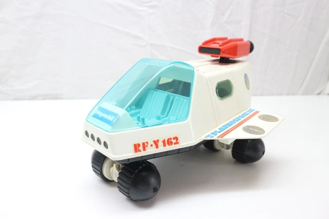 Lot Playmobil Playmospace Vintage – 9 Astronautes + 4 Robots – Réf 3590, 3318, 3591, 3536